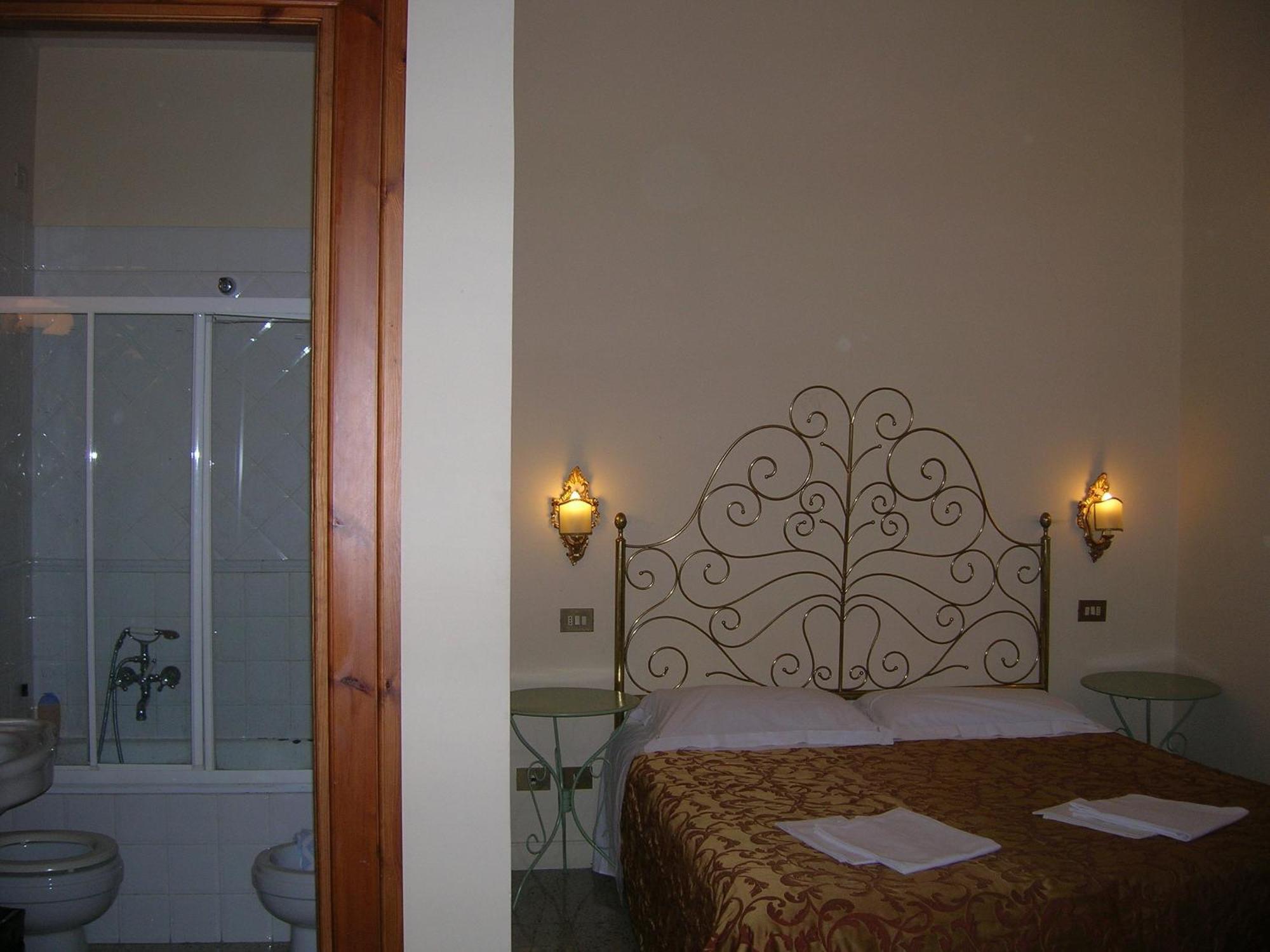 Maison De Marta Rome Bagian luar foto
