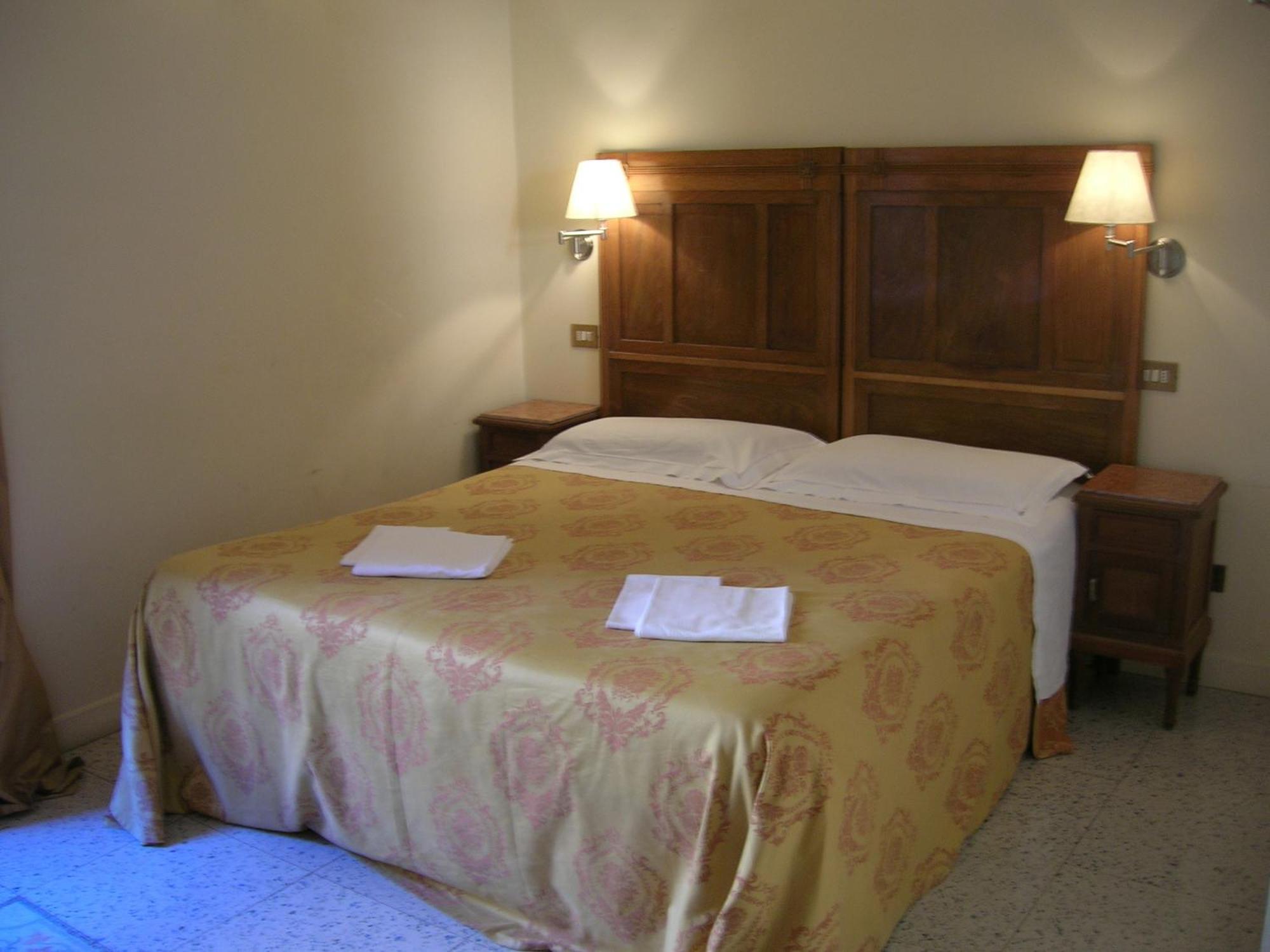 Maison De Marta Rome Bagian luar foto